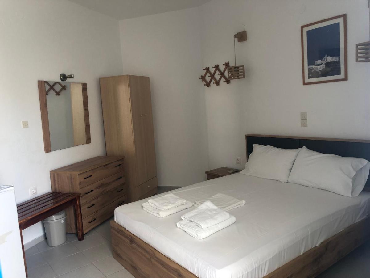 Petradi Sifnos Aparthotel Platis Gialos  Eksteriør bilde