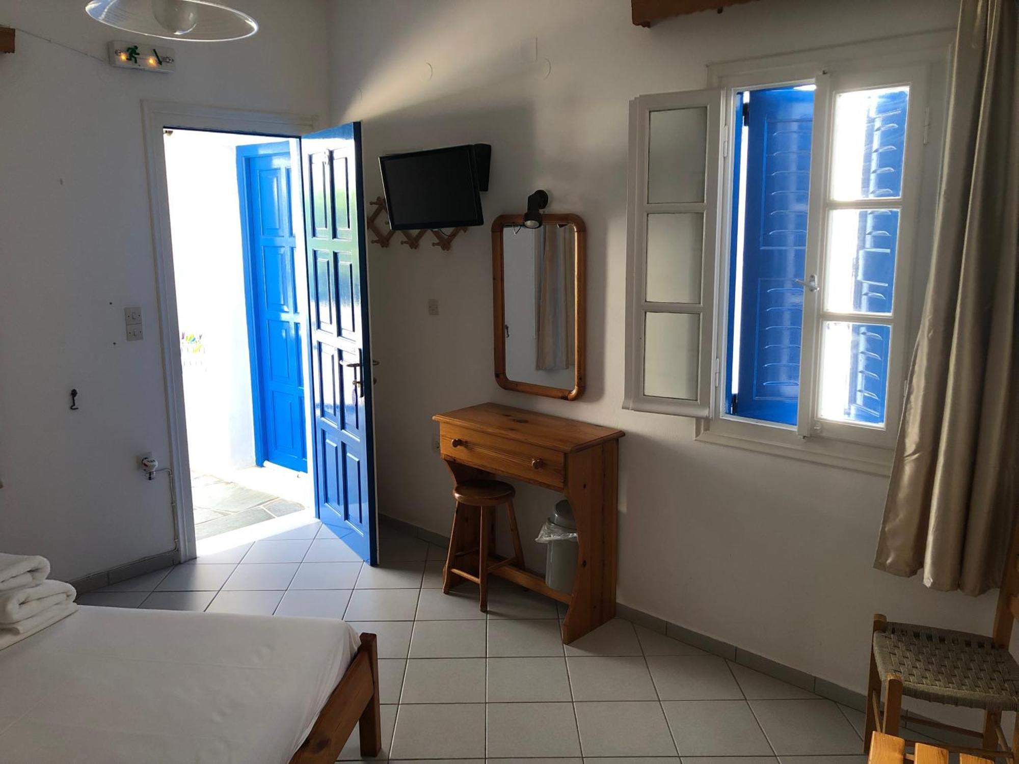 Petradi Sifnos Aparthotel Platis Gialos  Eksteriør bilde