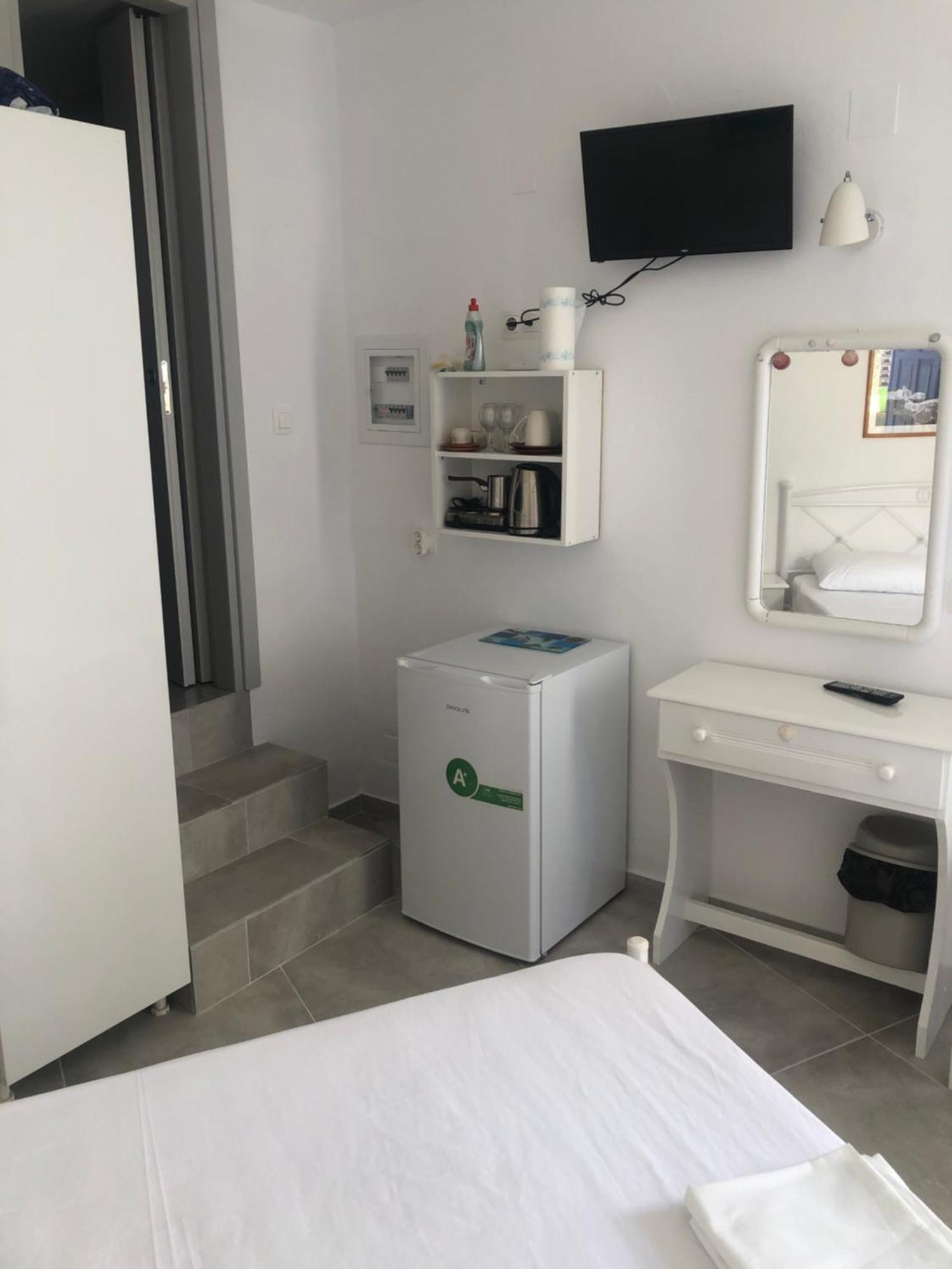 Petradi Sifnos Aparthotel Platis Gialos  Eksteriør bilde